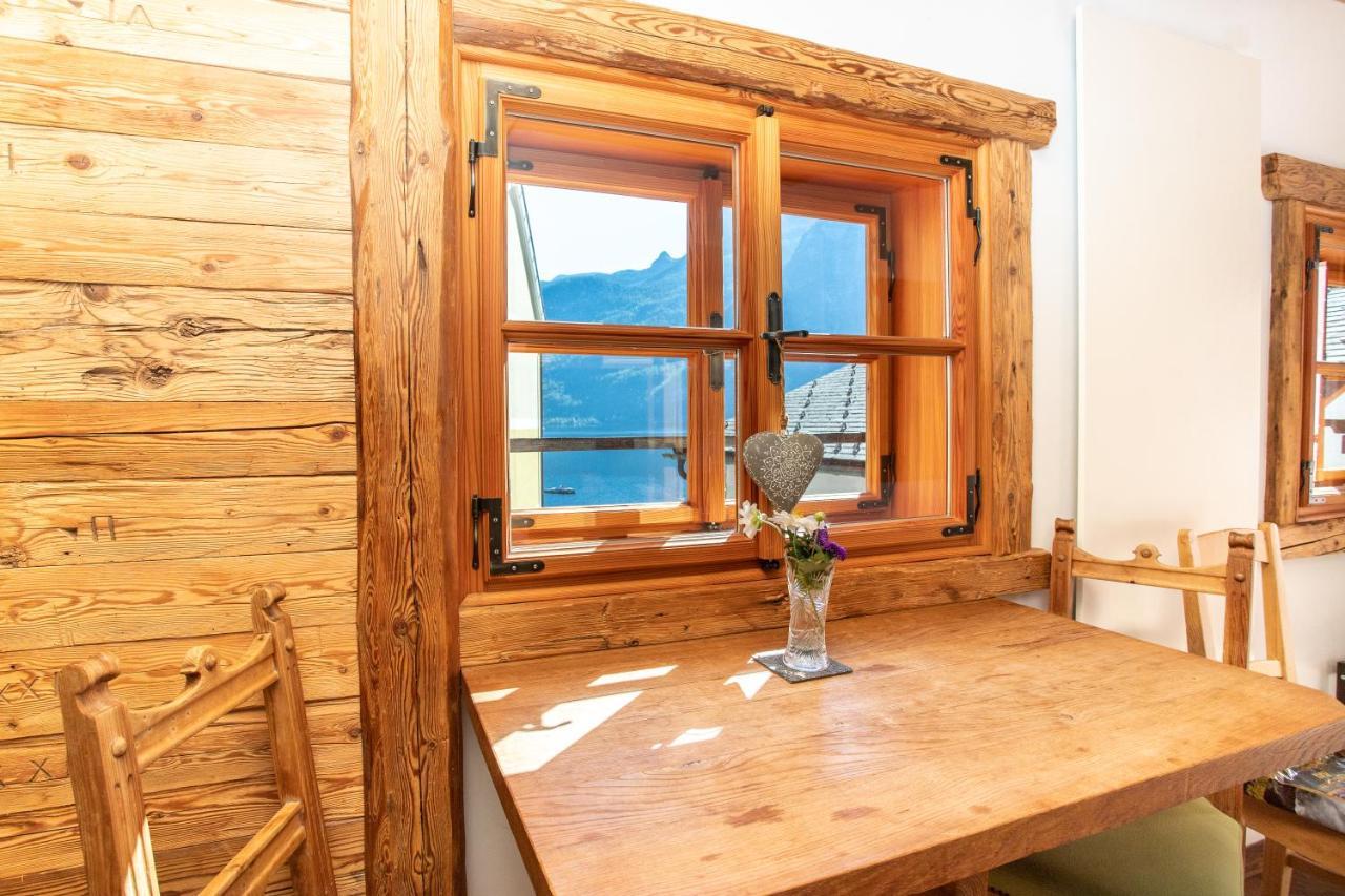 Historic Lakeview Apartments Hallstatt Bagian luar foto